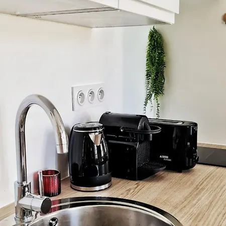 Apartament N2 Barbacane-pieds Cite-boheme Chic-clim Mobile *