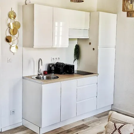 N2 Barbacane-pieds Cite-boheme Chic-clim Mobile * Carcassonne